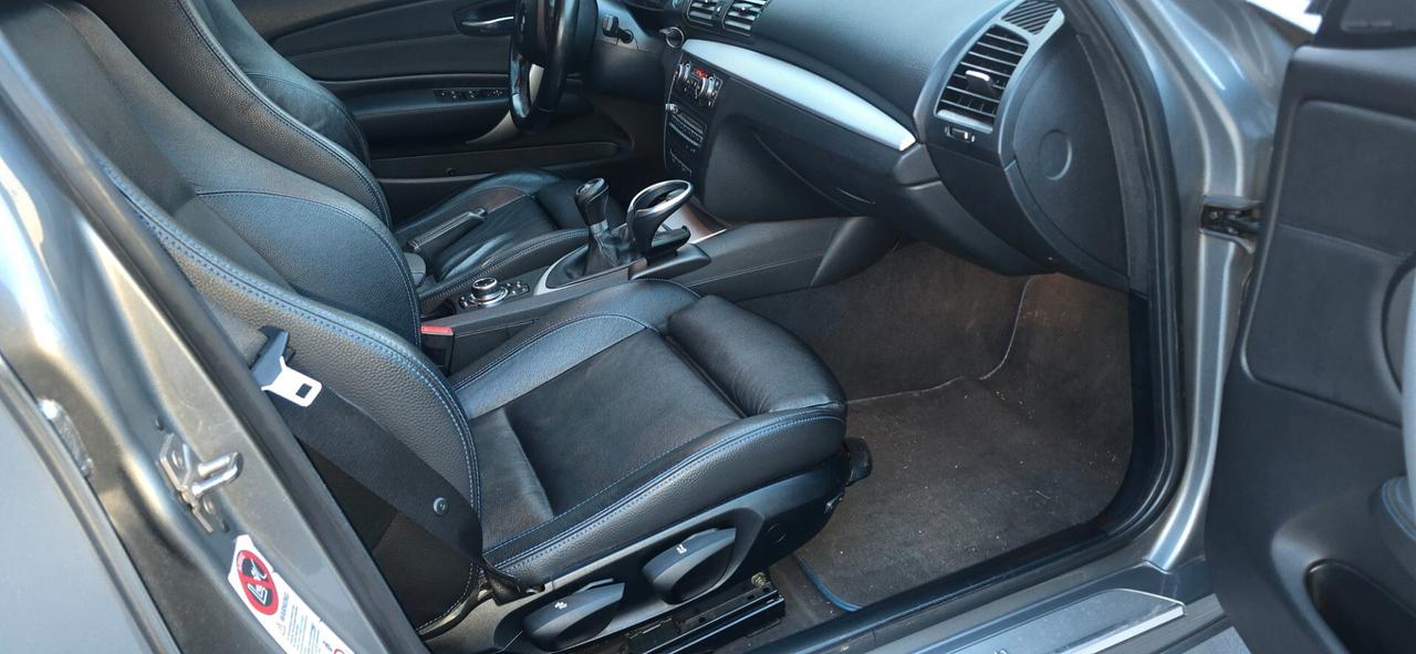 Bmw 120 D 5p. MANUALE PACCHETTO M