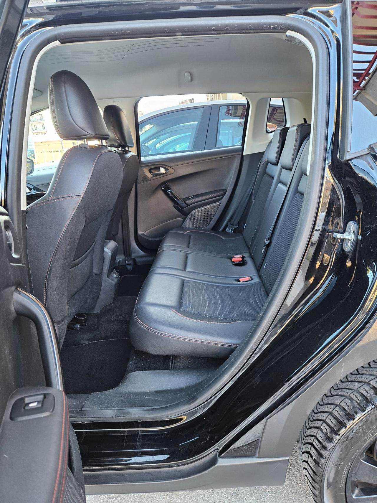 Peugeot 2008 GTline 1.6 bluehdi 120cv