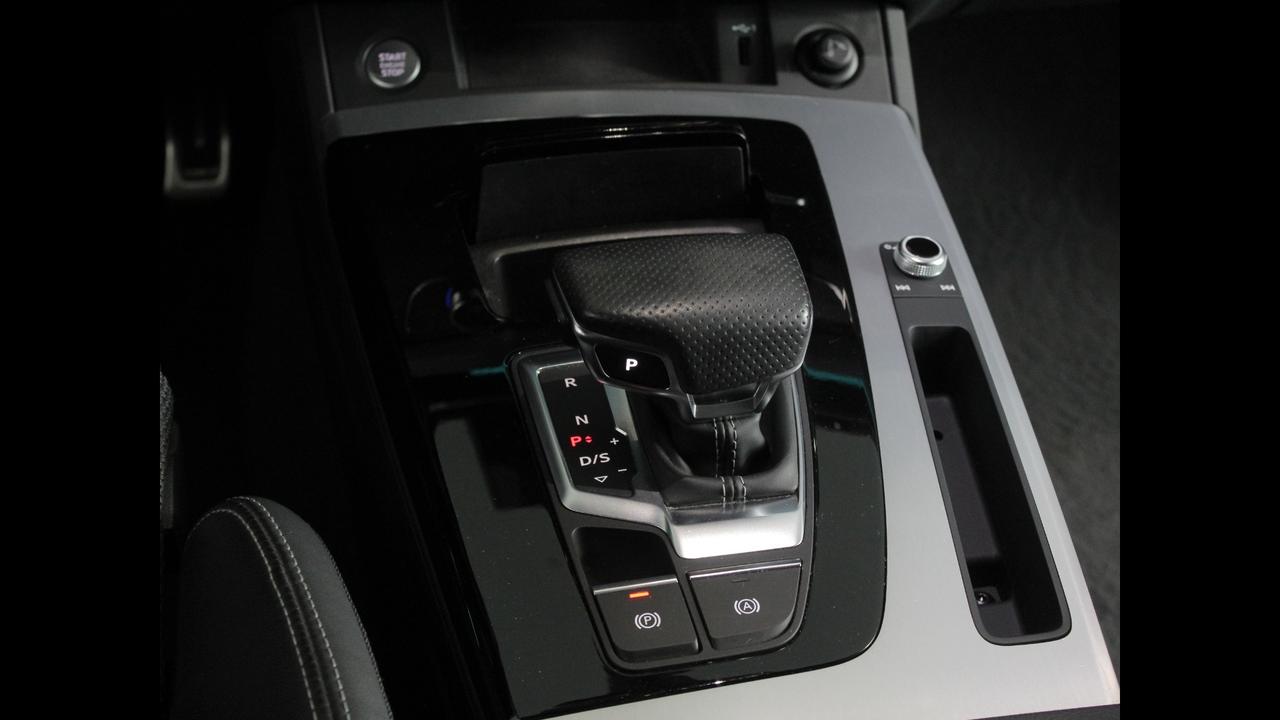 AUDI Q5 I Sportback 2021 - Q5 Sportback 40 2.0 tdi mhev 12V S line quattro s-tronic