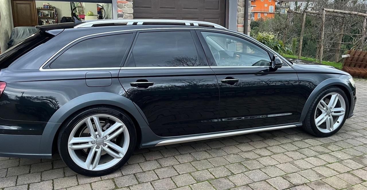Audi A6 allroad 3.0 TDI 218 CV S tronic Business Plus