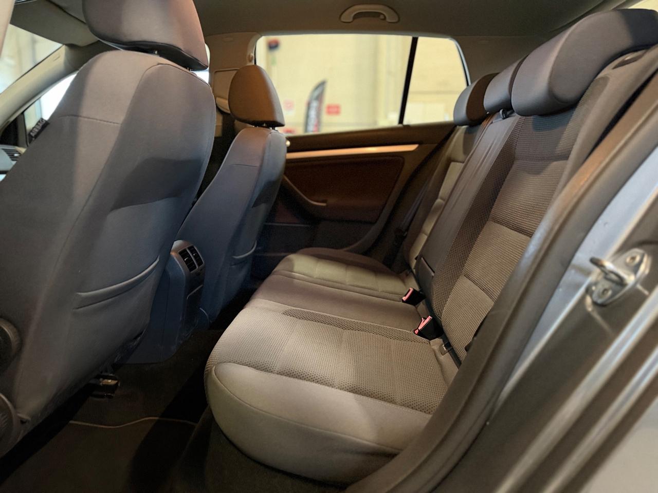 Volkswagen Golf 1.6 5p. Comfortline NEOPATENTATI