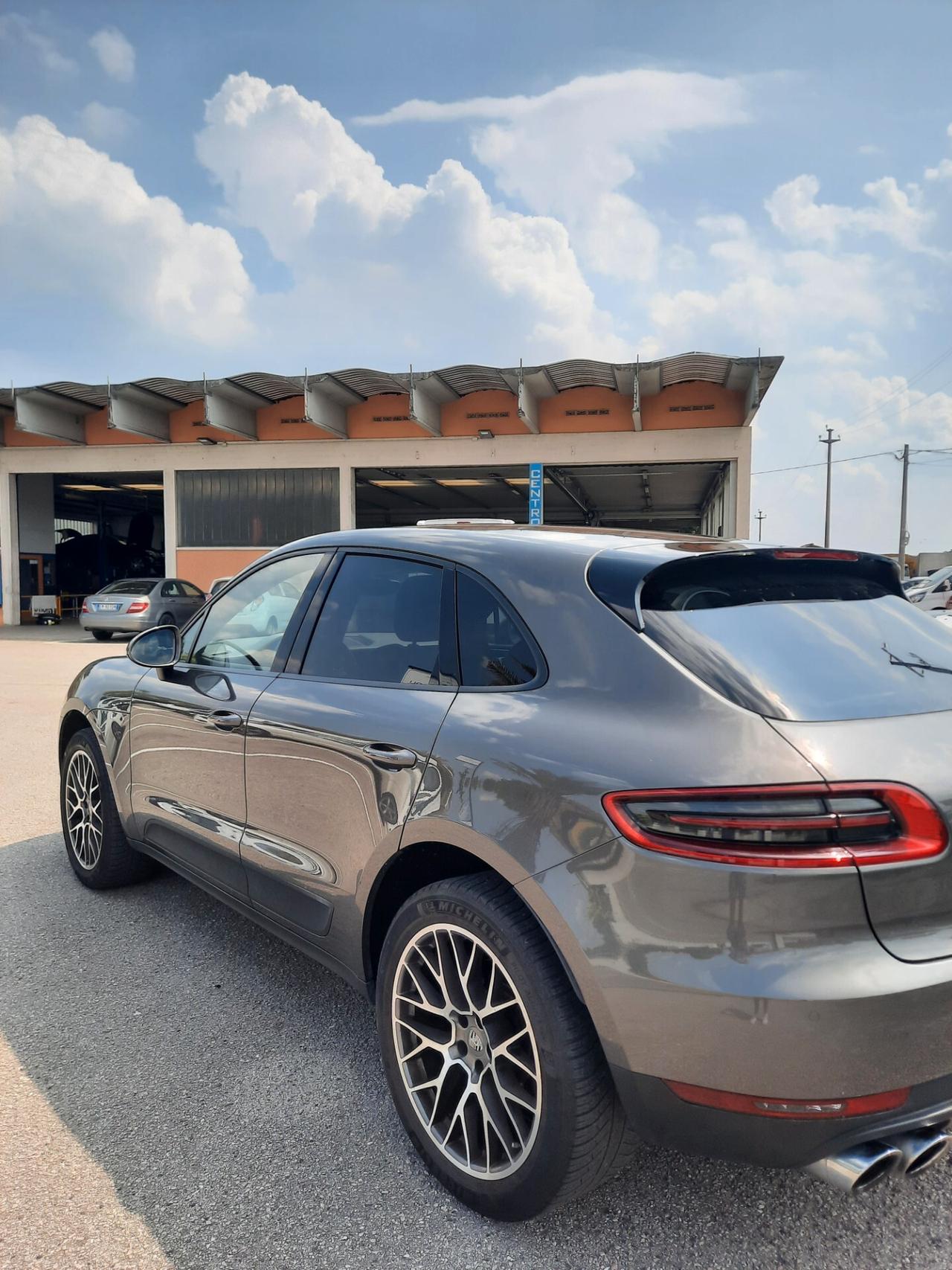 Porsche Macan 2.0 252 cv tagliandi porsche