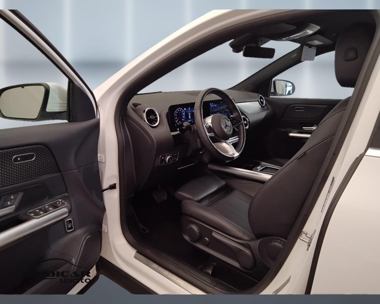 Mercedes-Benz GLA-H247 2023 - GLA 180 d Progressive Advanced auto