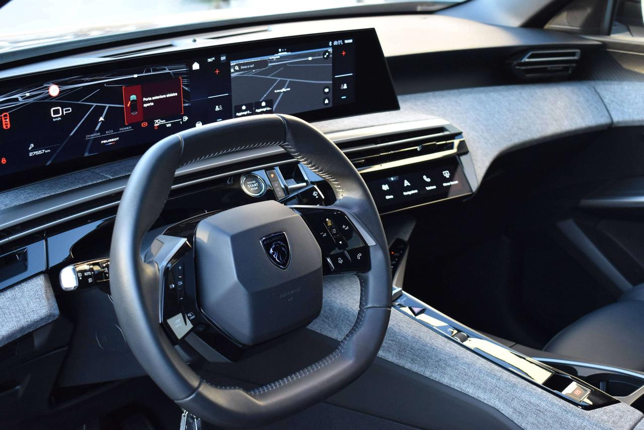 Peugeot 3008 1.2 Hybrid Allure 145cv ITALIANA - IVA ESPOSTA - UNICO PROPRIETARIO