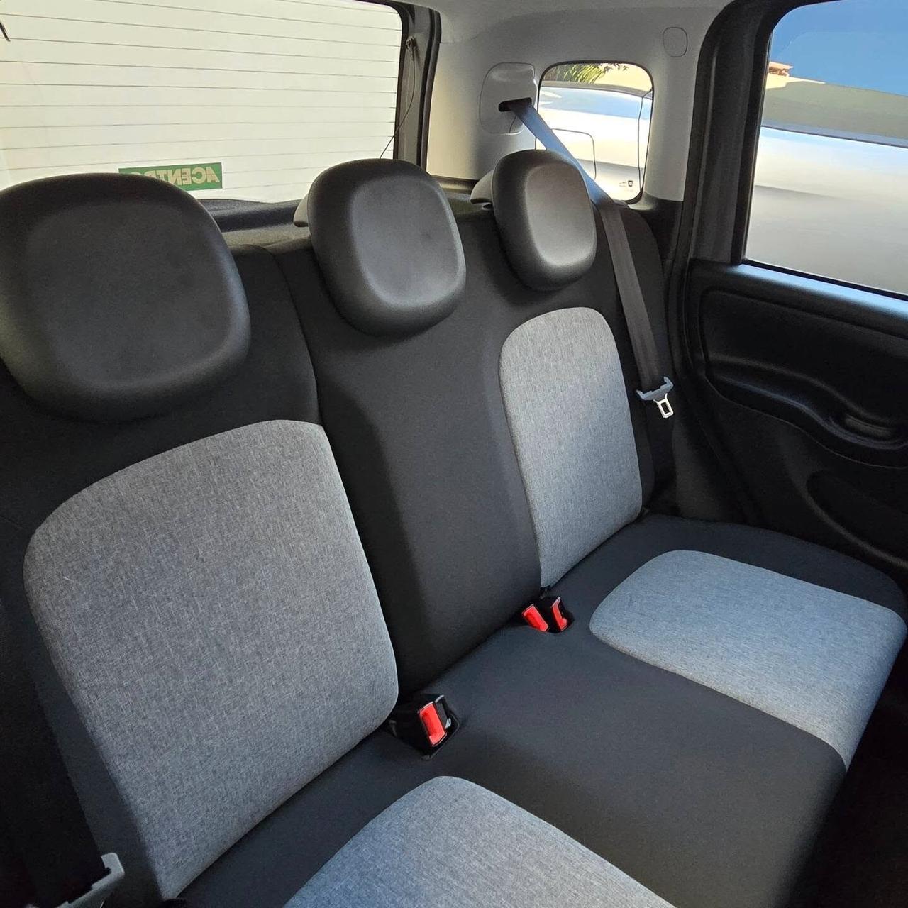 21.000 km REALI - FULL OPTIONAL - Fiat Panda 1.2 69cv Fire Lounge