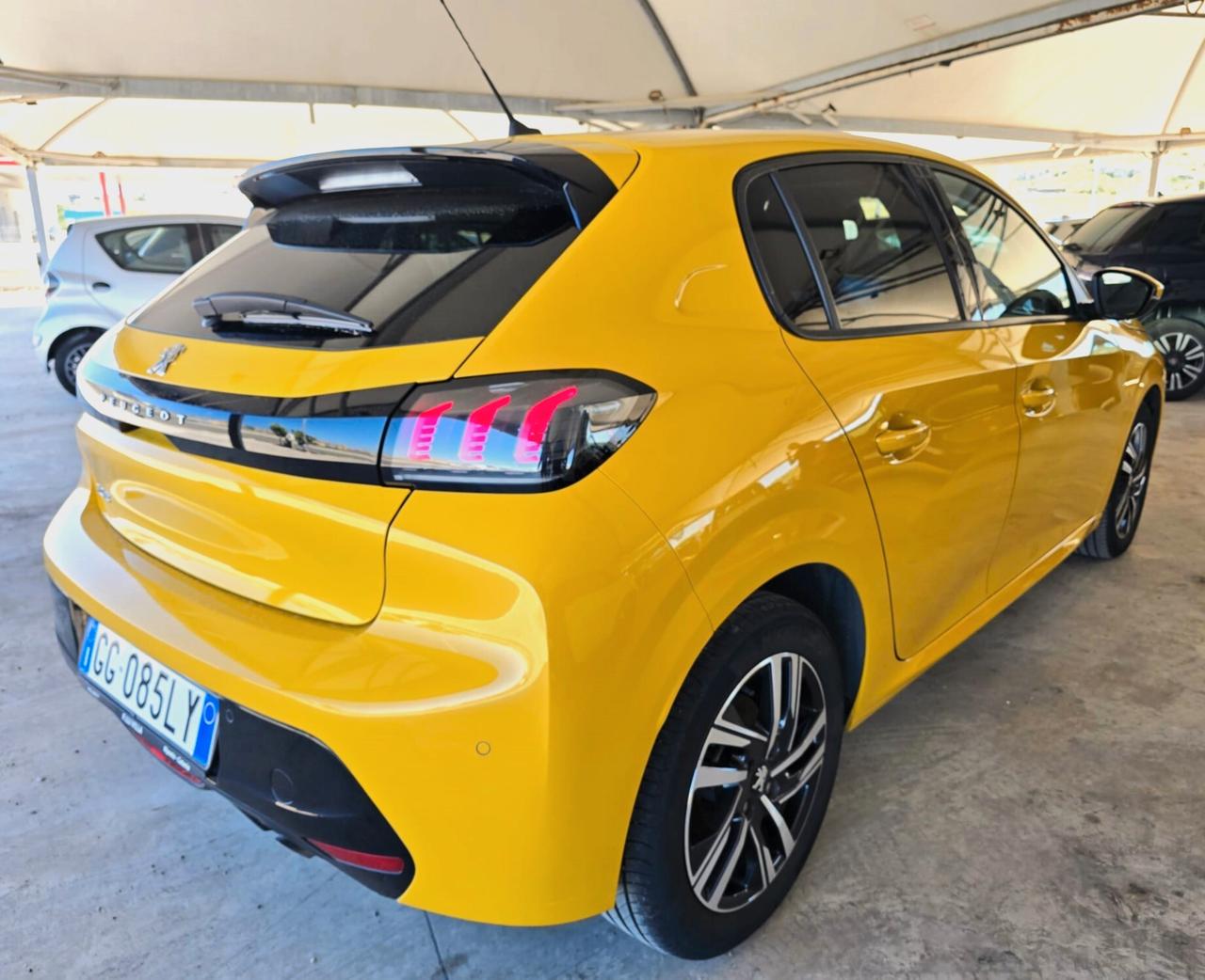 Peugeot 208 PureTech 100 S&S GT - PARI AL NUOVO -