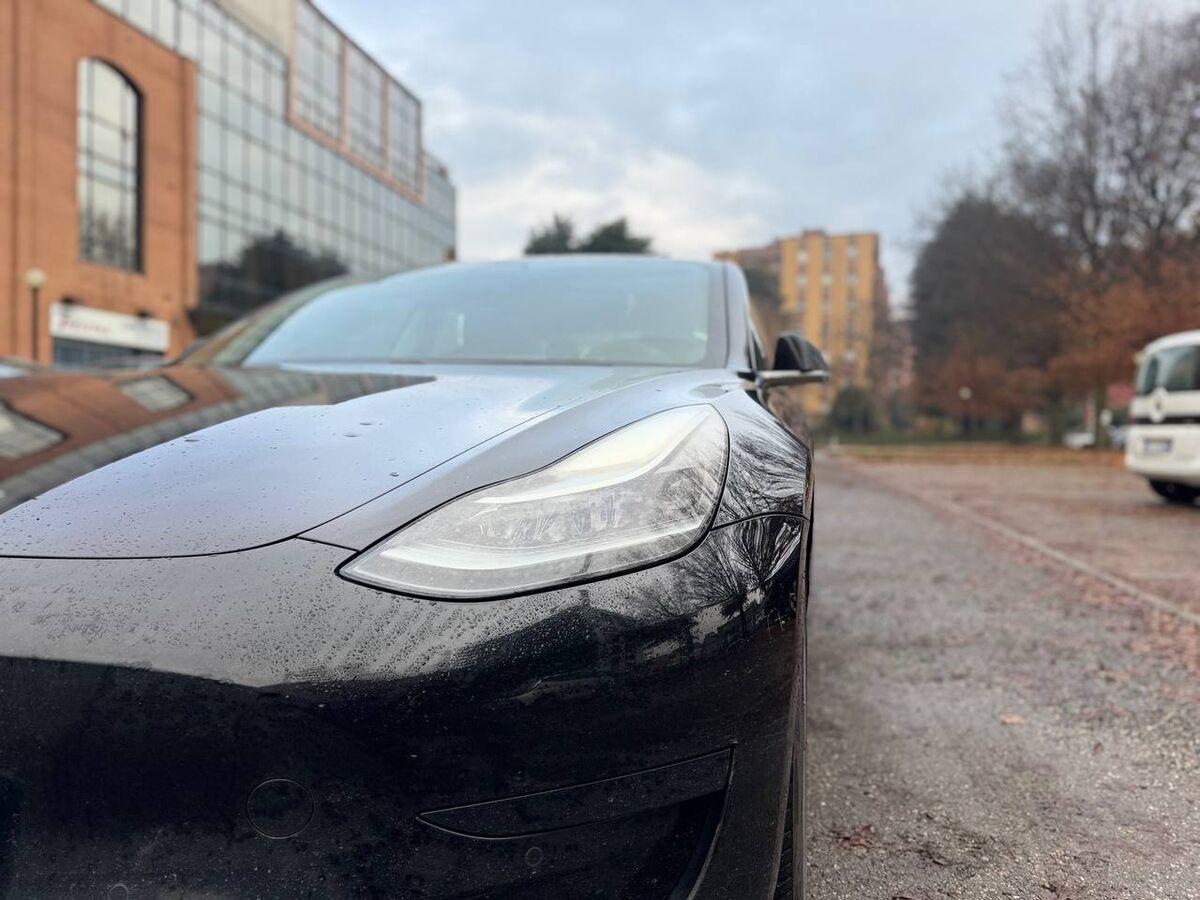 Tesla Model 3 Standard rwd Plus