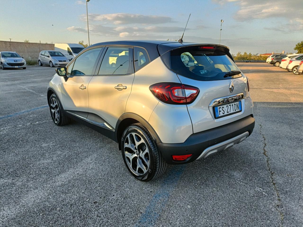 Renault Captur 1.5 dCi 90 CV Energy Intens FAR LED