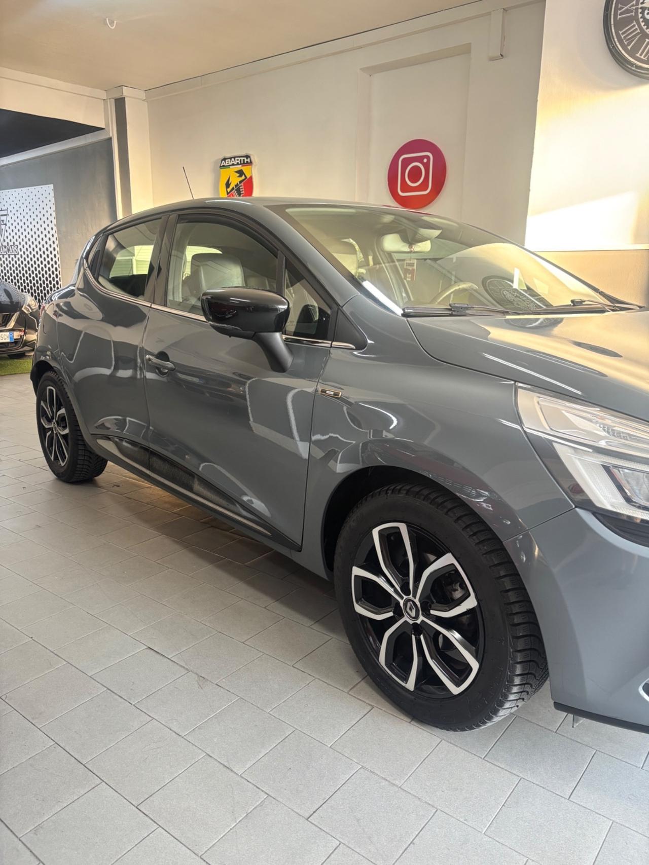 Renault Clio TCe 12V 90 CV GPL 5 porte Moschino Intens