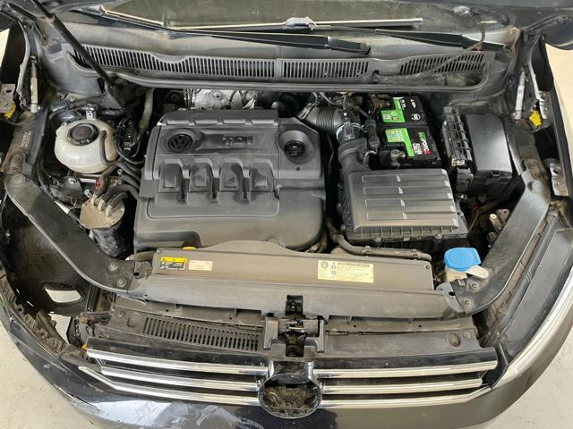 VOLKSWAGEN Touran 1.6 TDI SCR COMFORTLINE BLUEMOTION TECHNOLOGY