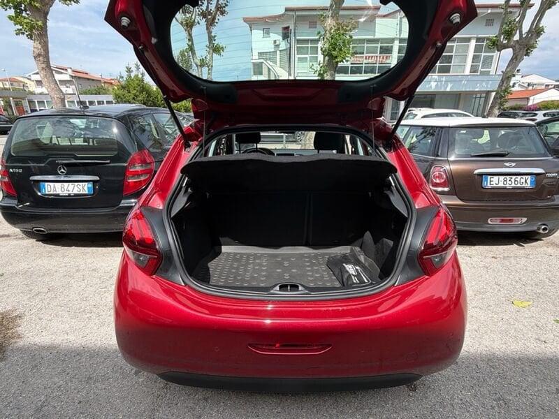 Peugeot 208 208 5p 1.6 bluehdi Allure 75cv