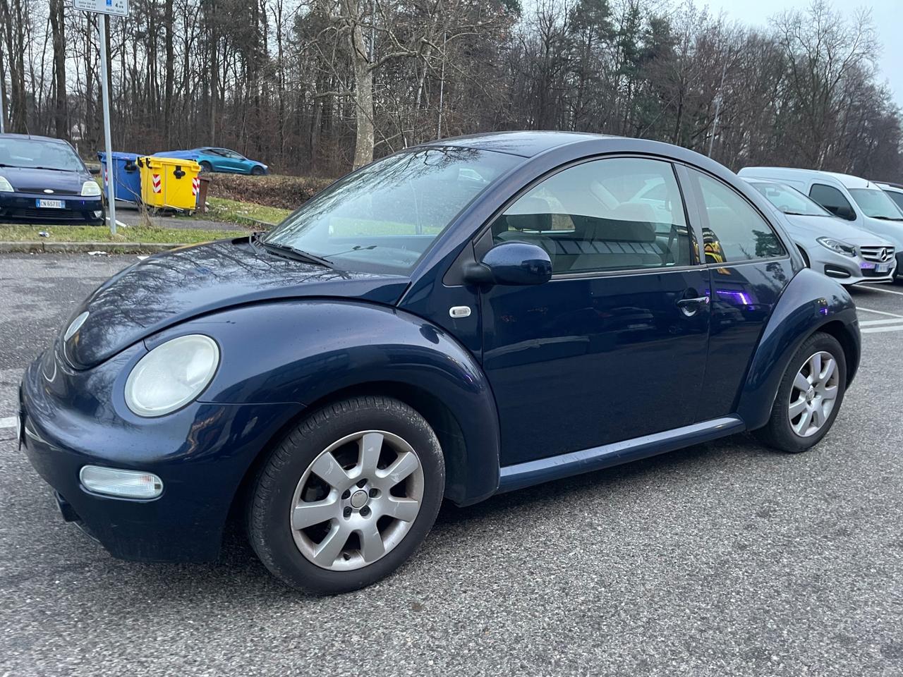 Volkswagen New Beetle 1.6*Neopatentati*Tenuta benissimo *