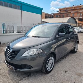 Lancia Ypsilon 1.2 69 CV 5 porte S&S Platinum