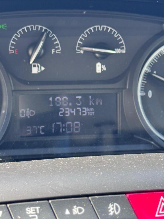 Lancia Ypsilon 5 Porte 1.0 FireFly Hybrid Silver