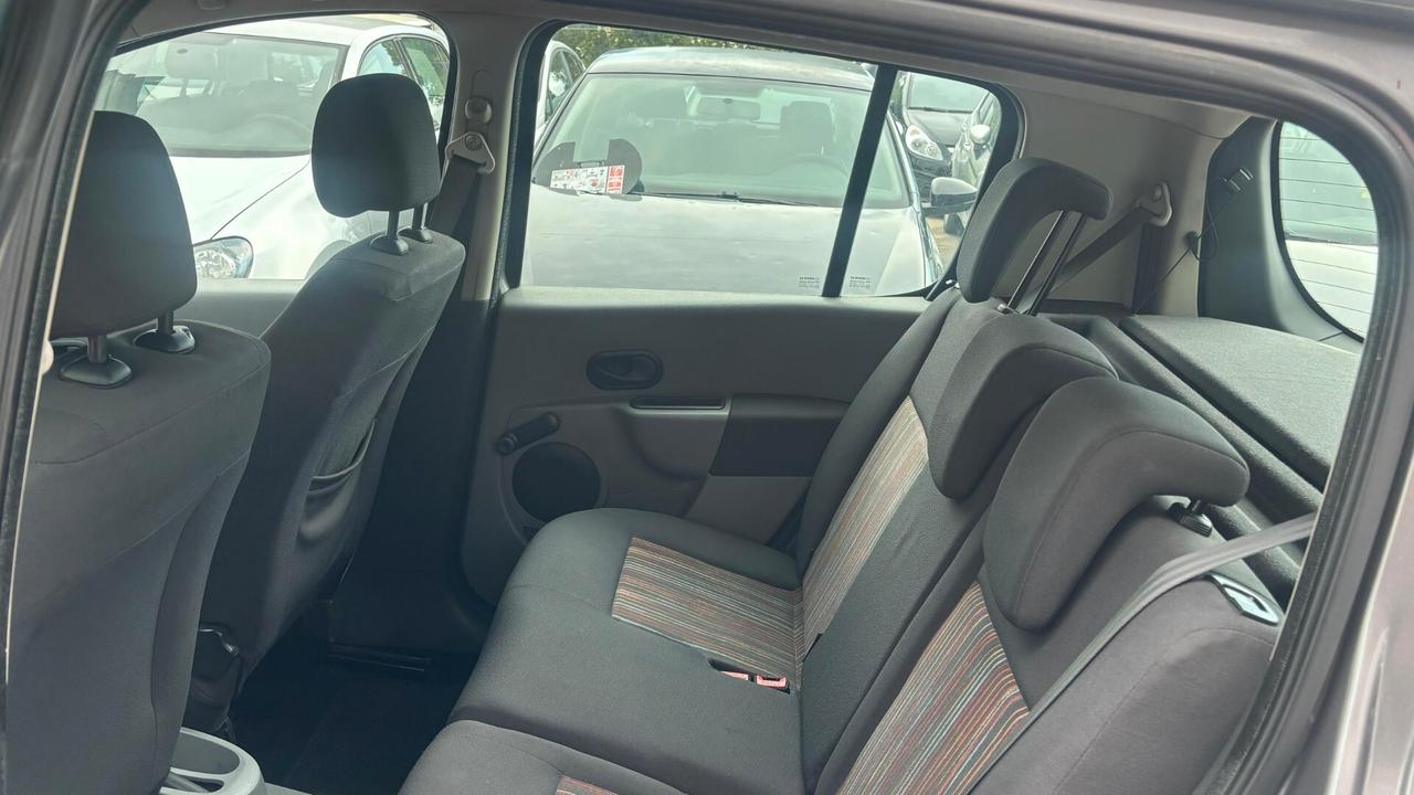 Renault Modus 1.5 dCi 85CV Dynamique