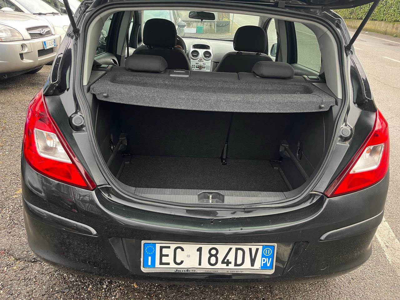 Opel Corsa 1.2 5 porte Cosmo