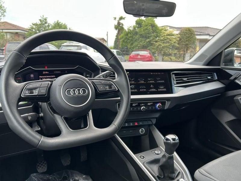 Audi A1 SPB 30 TFSI S Line Edition CAMERA+FULL LED+17"