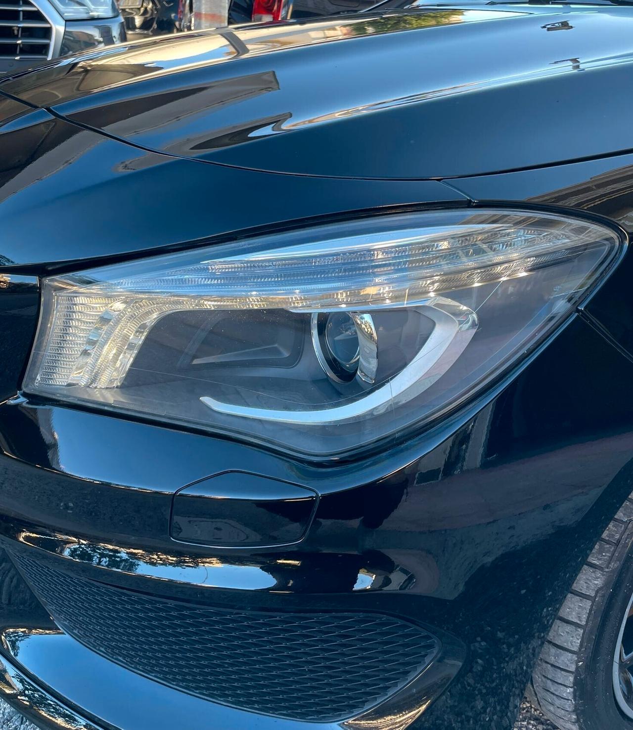 MERCEDES-BENZ CLA AMG Premium200D Dark Night