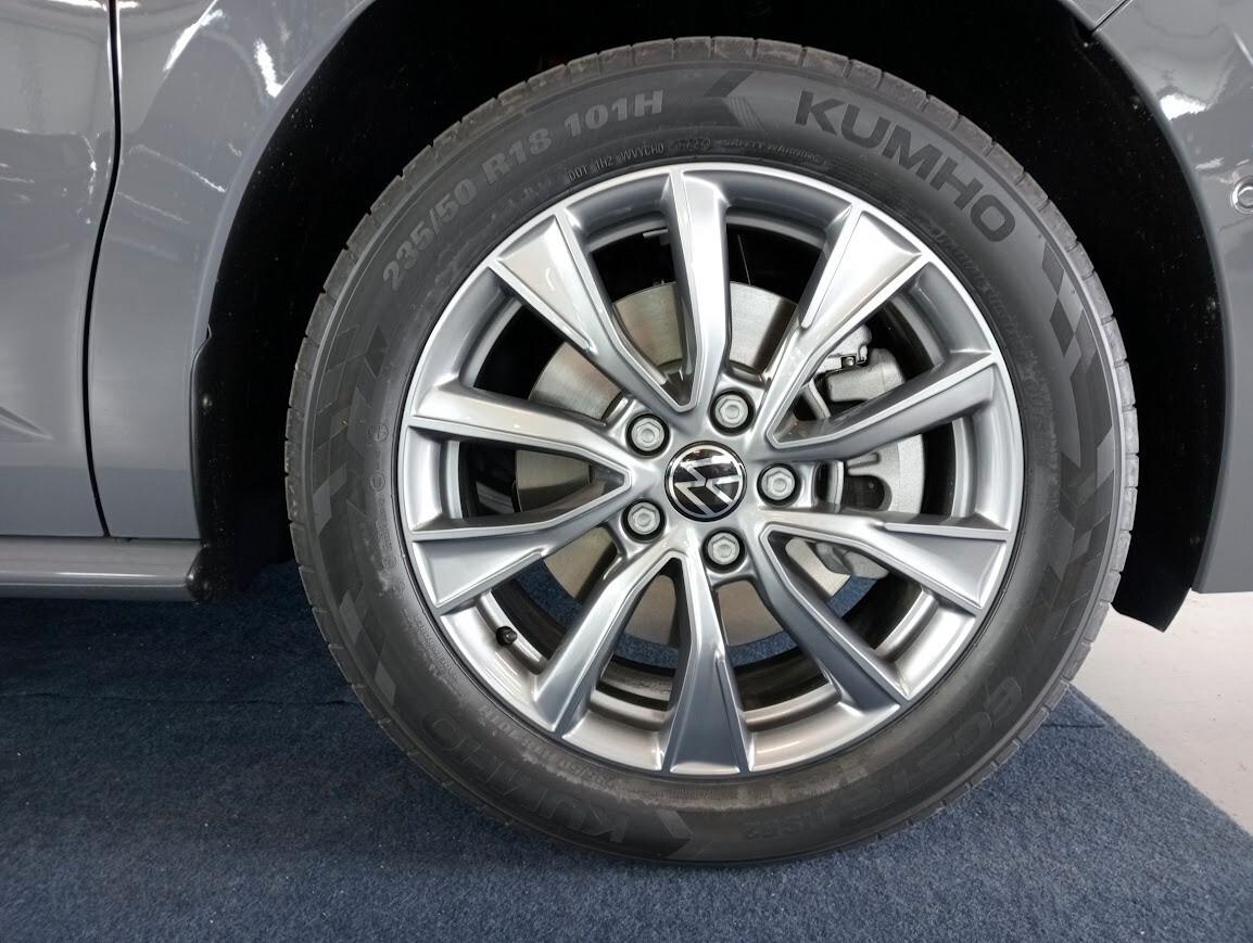 Volkswagen T7 Multivan 1.5 245cv PHEV 4MOTION 4X4 LIFE 7P PRONTA CONS