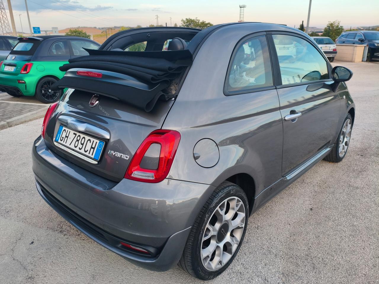 Fiat 500 C 1.0 Hybrid Connect