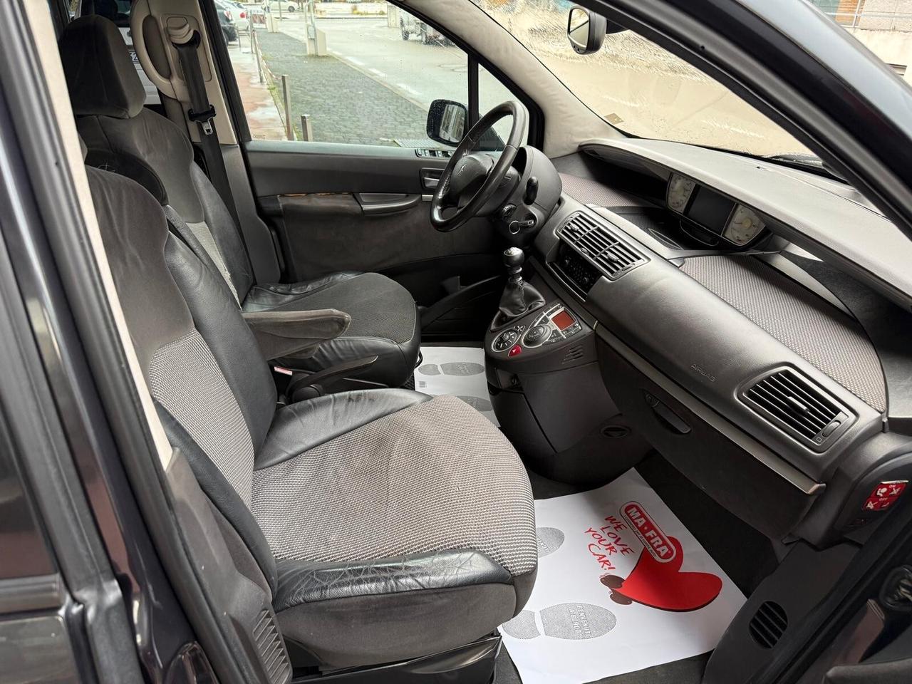 Peugeot 807 2.0 HDi FAP SV