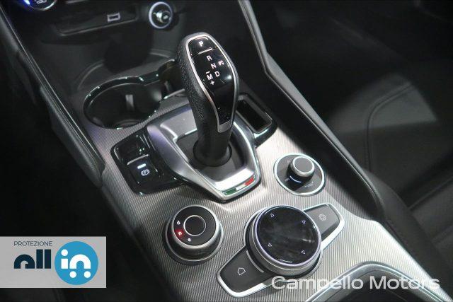ALFA ROMEO Giulia Giulia 2.2 Turbo Diesel 210cv AT8 Q4 Veloce My24