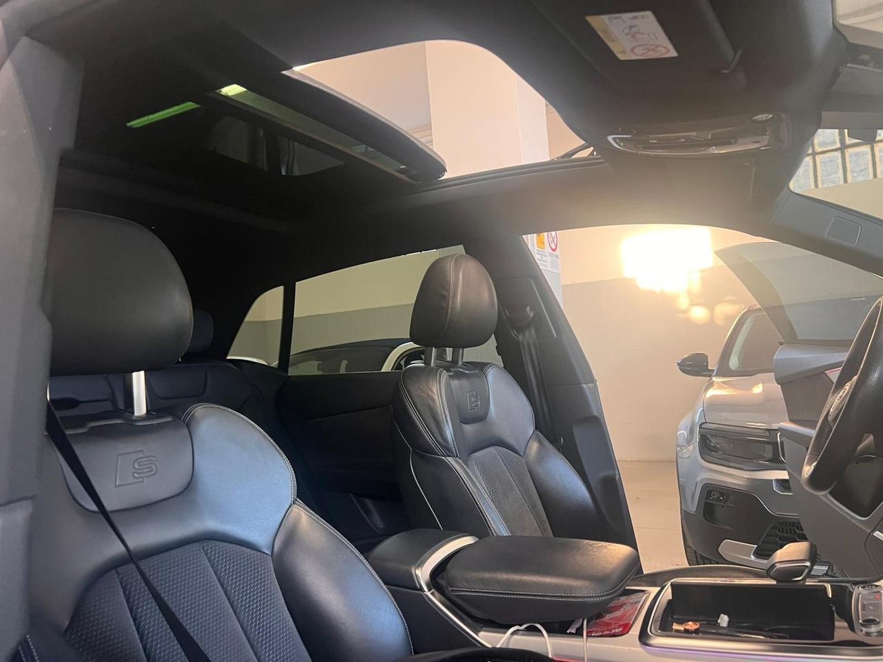 Audi Q8 5.0 TDI quattro tiptronic