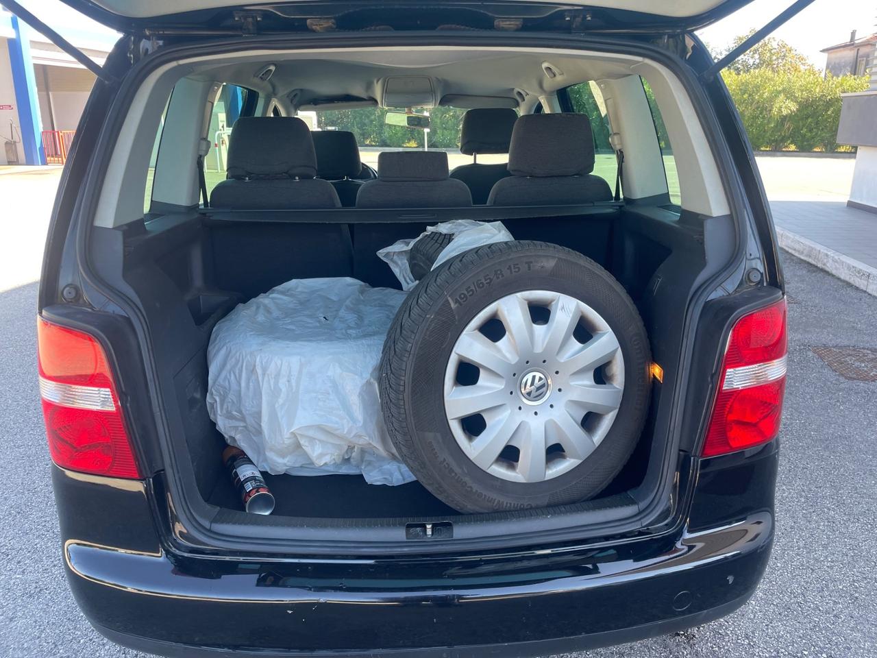 Volkswagen Touran 1.9 TDI Highline
