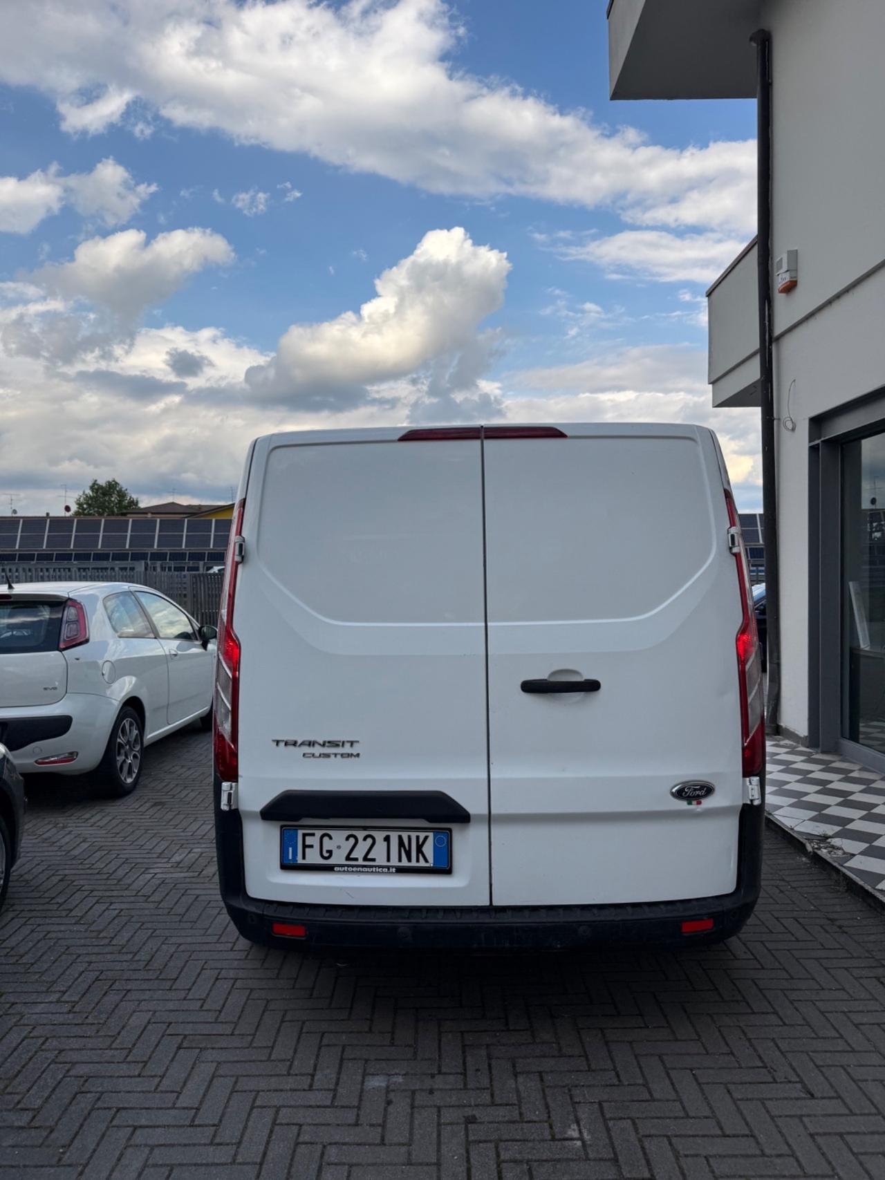 Ford Transit Custom 270 2.0 TDCi 130 PC Furgone Titanium