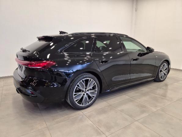 Audi A5 Avant 2.0 tdi mhev+ S line edition 204cv in Promo s-tronic