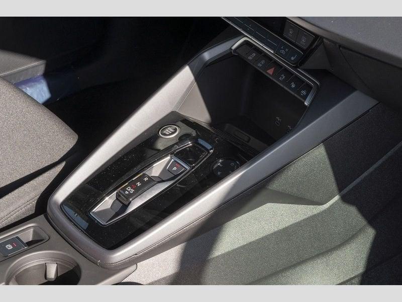 Audi A3 SPB 35 TFSI S tronic S line edition 18" Led ACC Cockpit Camera