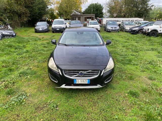 Volvo V60 2.0 d3 * Da Preparare * Momentum Geartronic * Auto