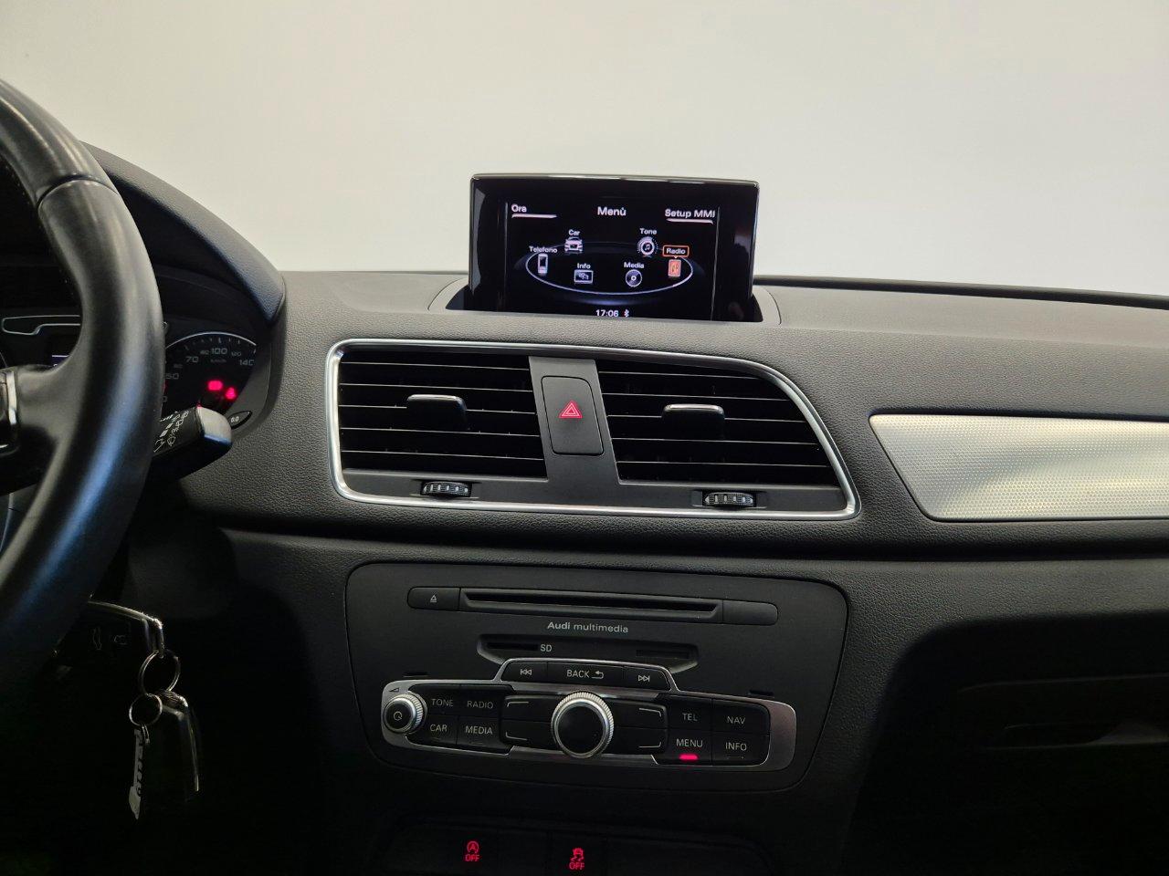 Audi Q3 2.0 tdi Business 140cv - UNIPROPRIETARIO - Sens. park. - Cruise/Lim