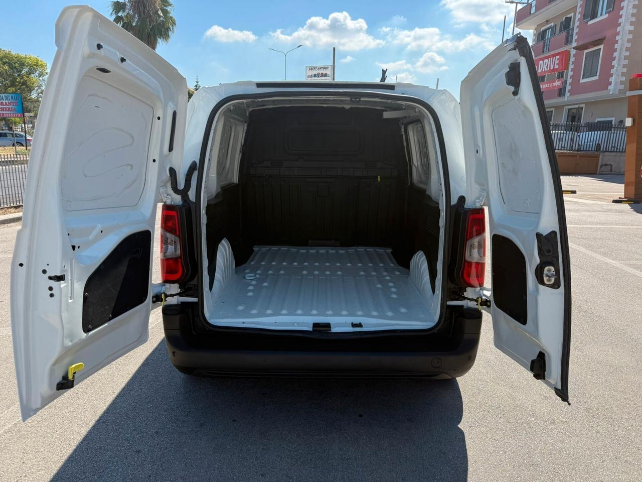Peugeot Partner furgone euro 6b