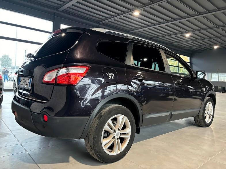 Nissan Qashqai 2 1.6 16V 7 POSTI TETTO PAN.