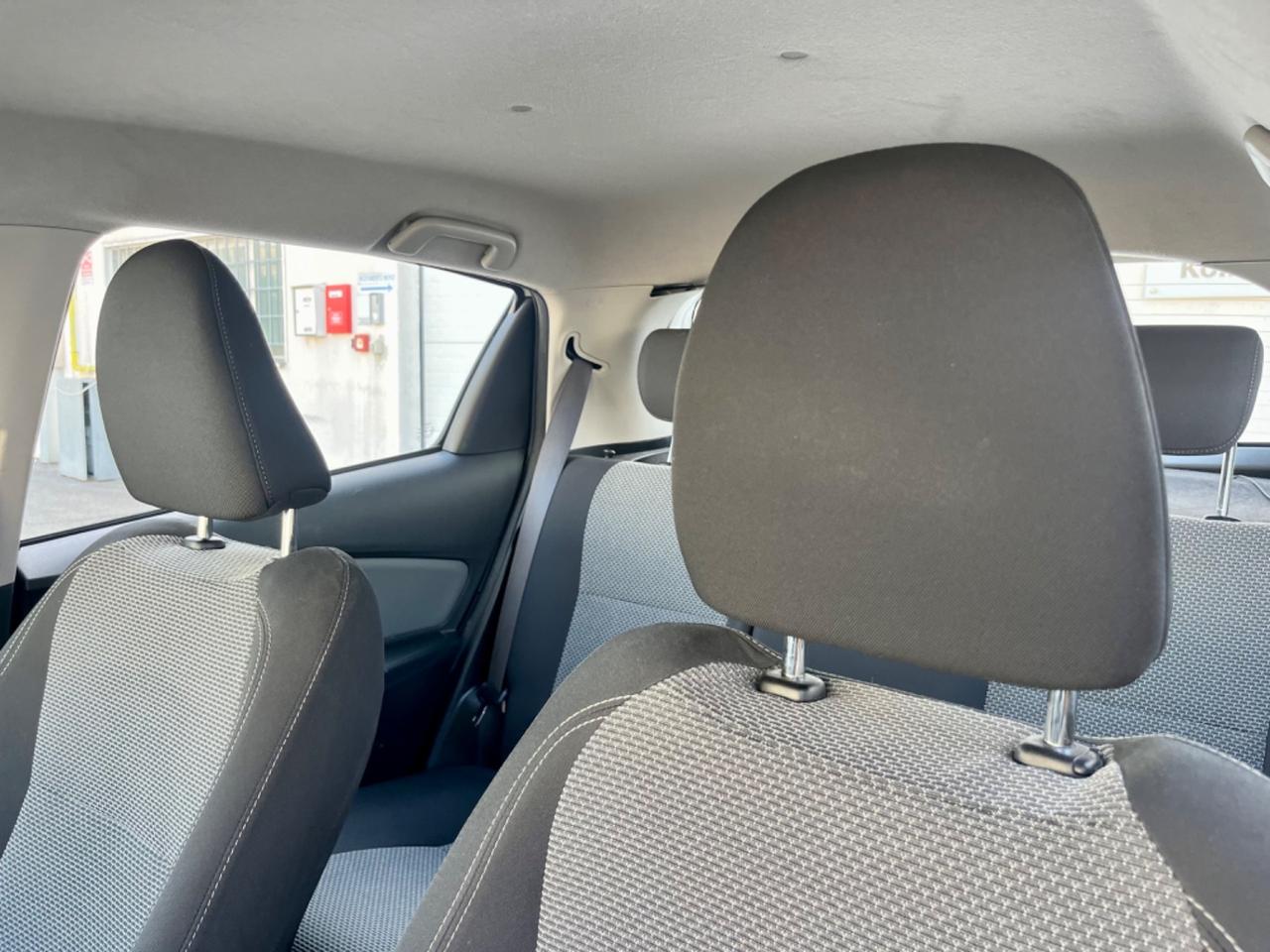 Toyota Yaris 1.5hybrid 74kw 2016 146.000km perfetta