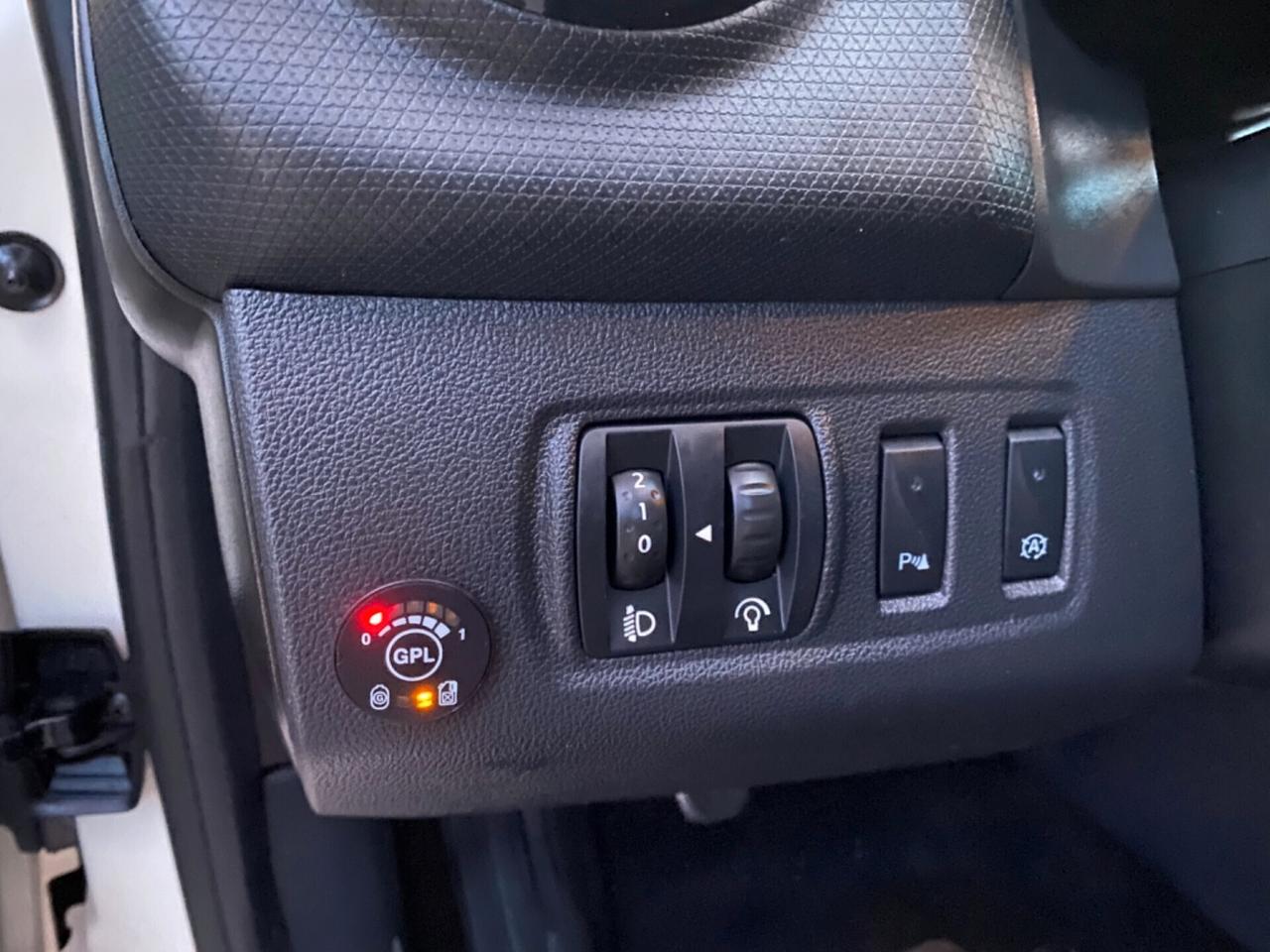 Renault Clio TCe 12V 90CV GPL 2017