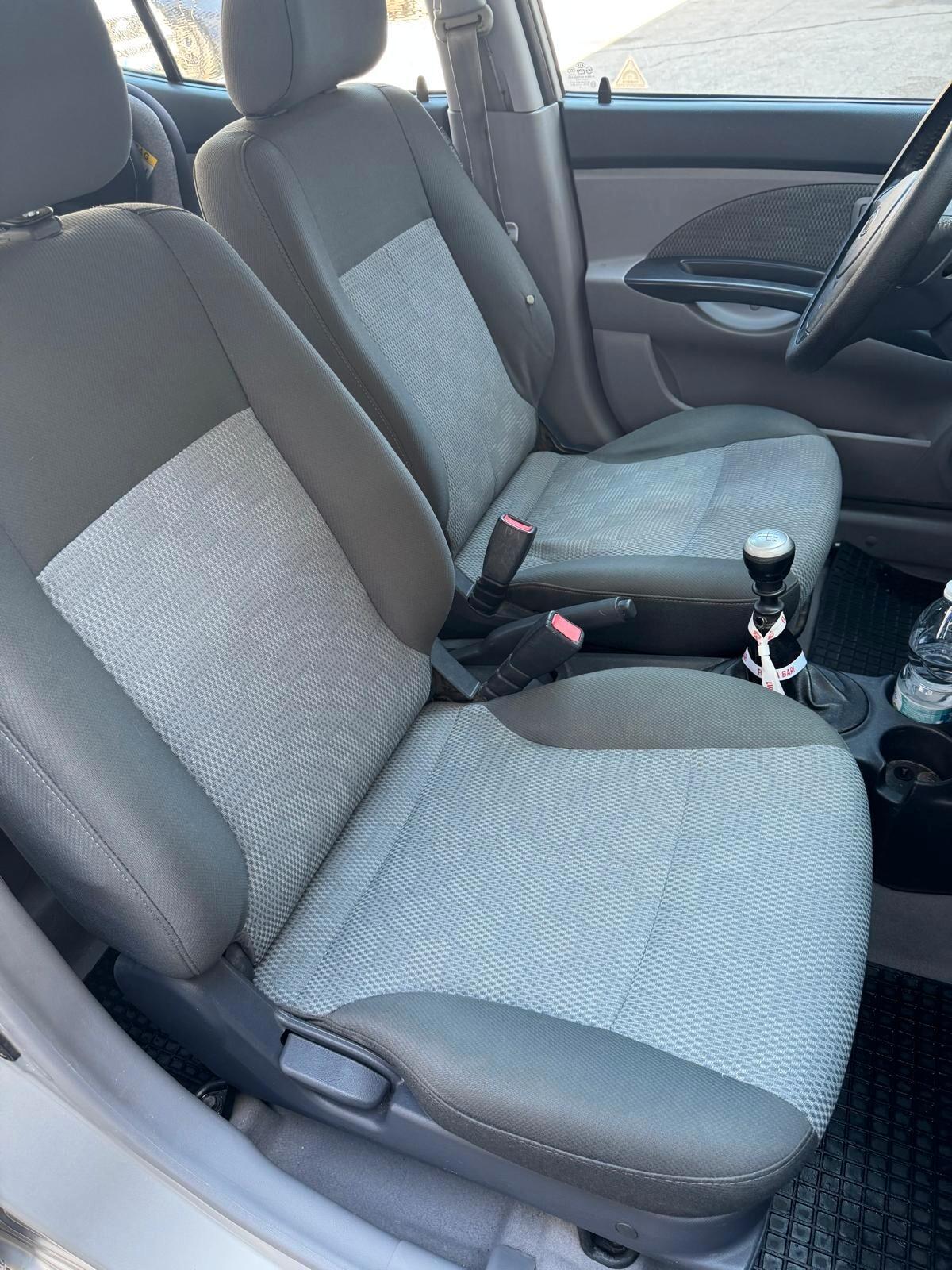 Kia Picanto 1100 Disel