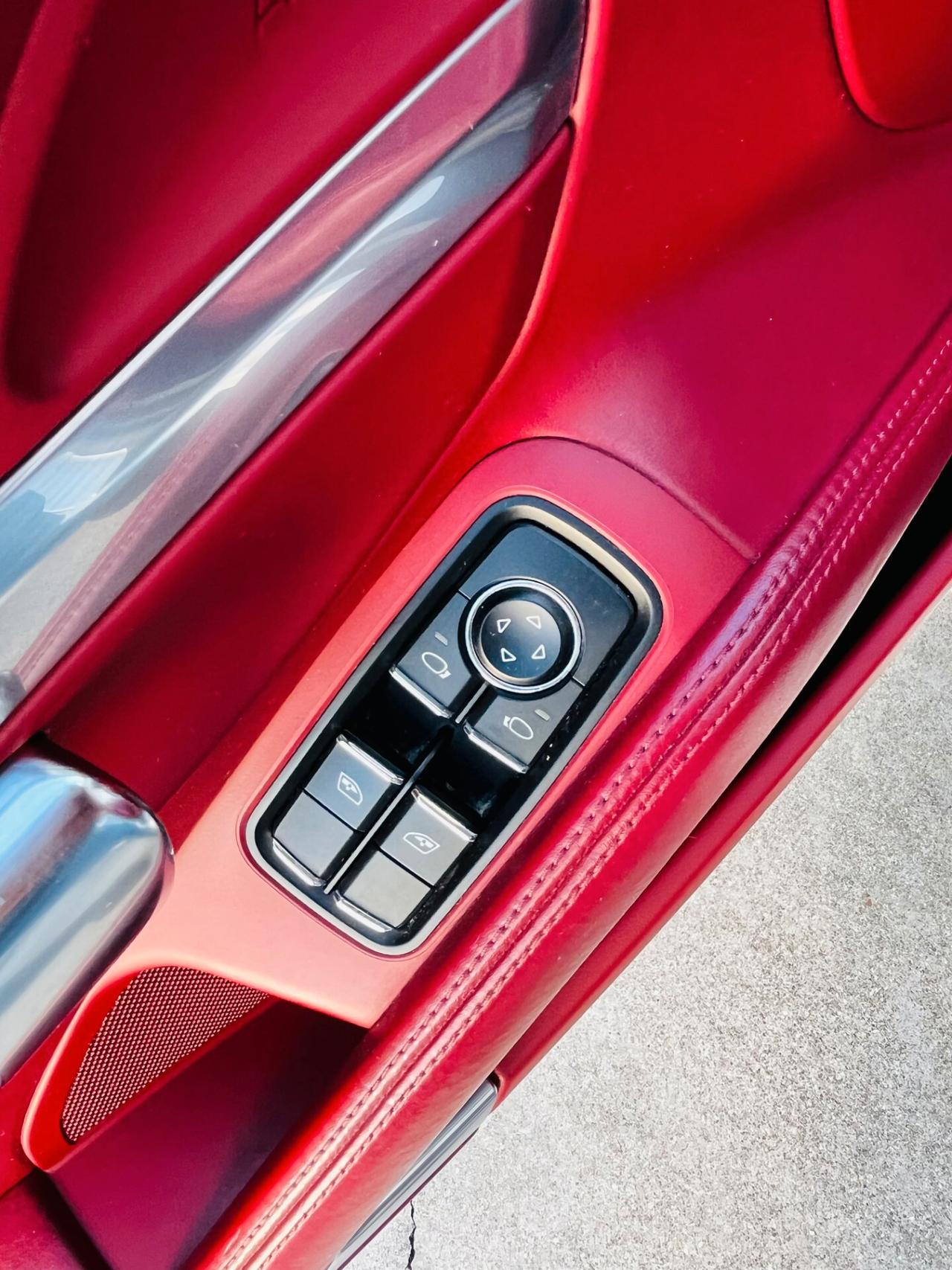 Porsche 718 Spyder Boxster 2.0 300cv