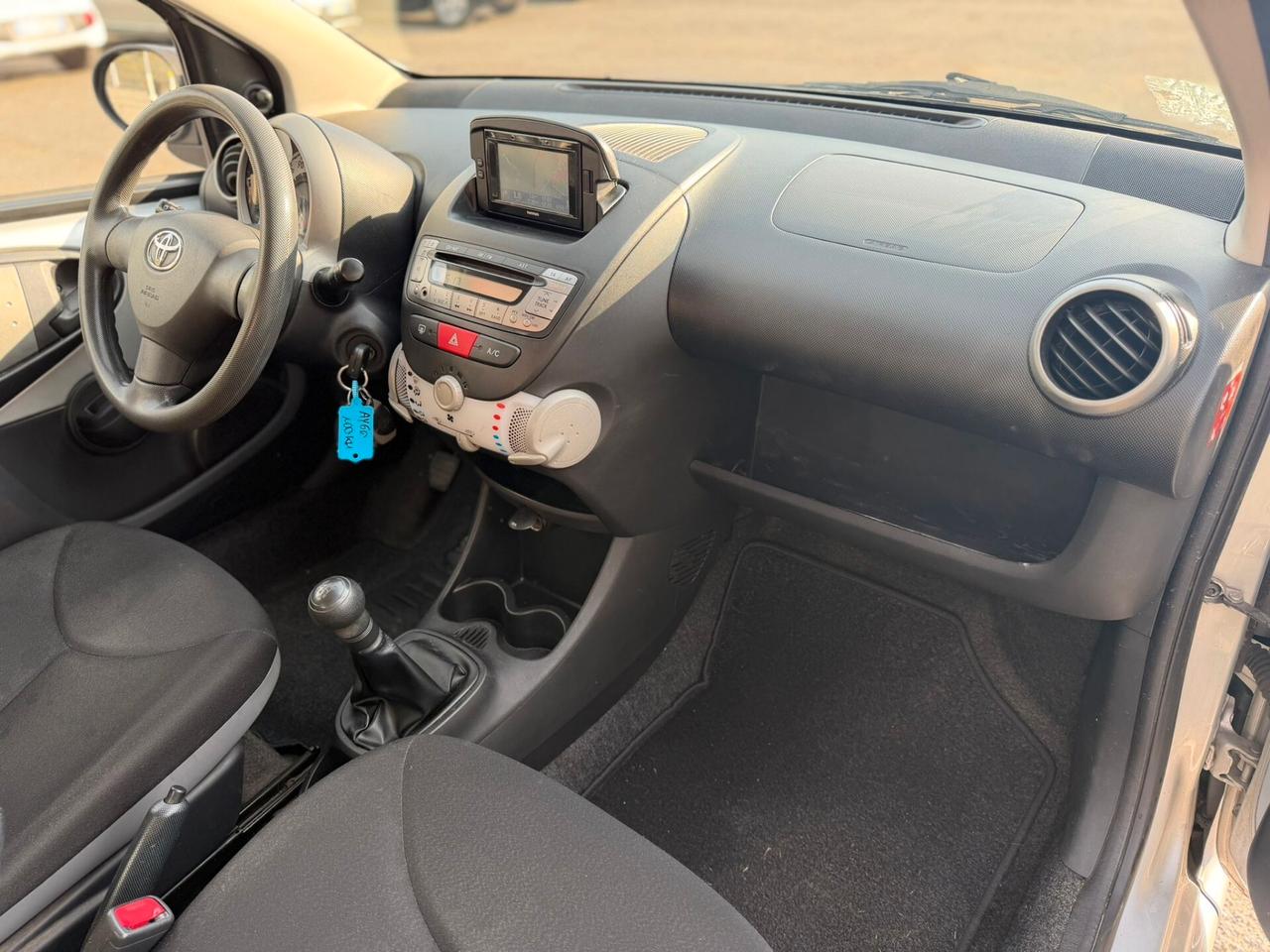Toyota Aygo 1.0 12V VVT-i 5 porte Cool Soda Connect