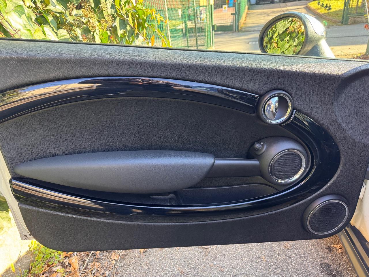 Mini 2.0 16V Cooper D Automatica