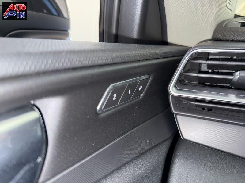 Lynk & Co 01 01 PHEV *TETTO APRIBILE *In arrivo*