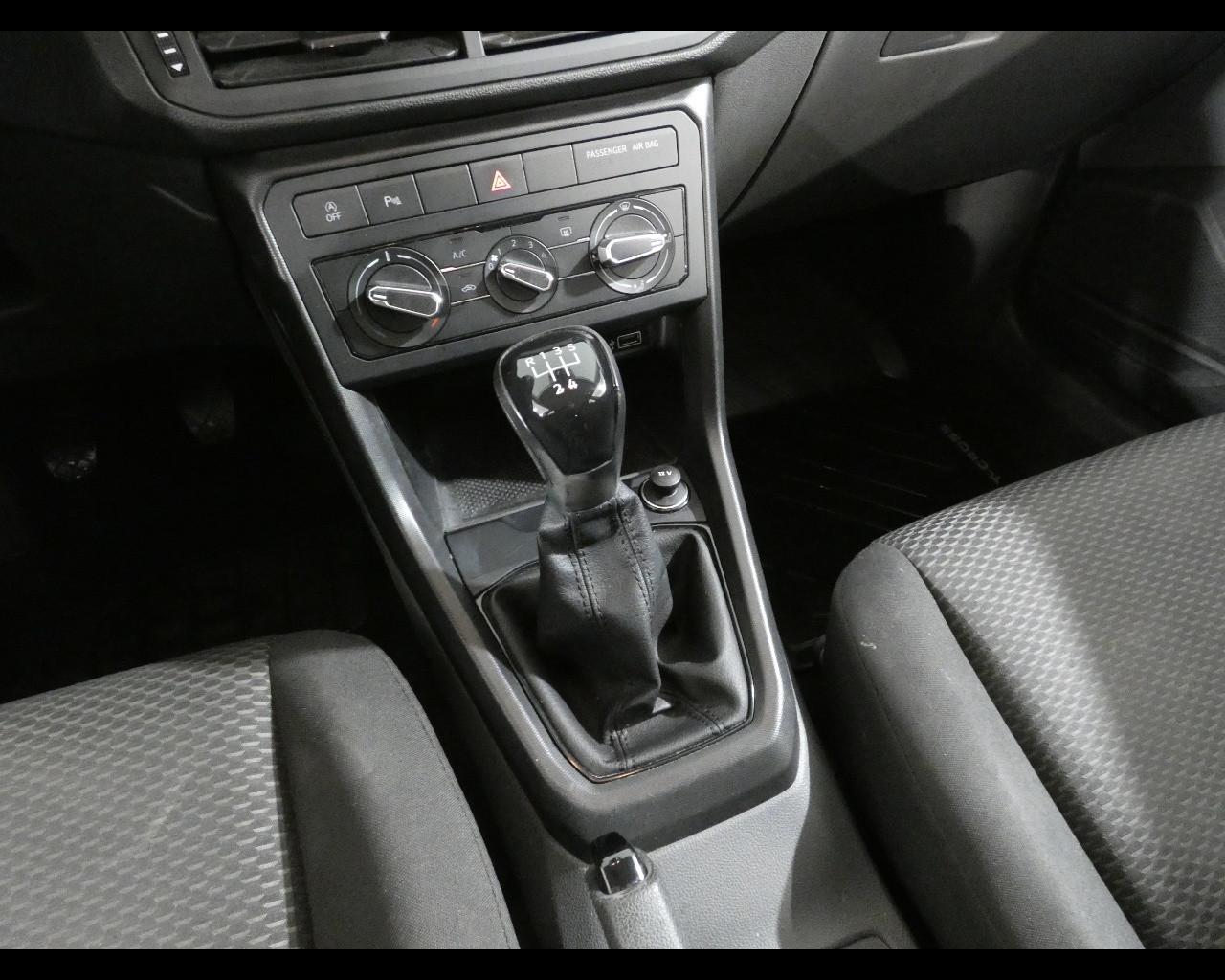 VOLKSWAGEN T-Cross - T-Cross 1.0 TSI Urban BMT