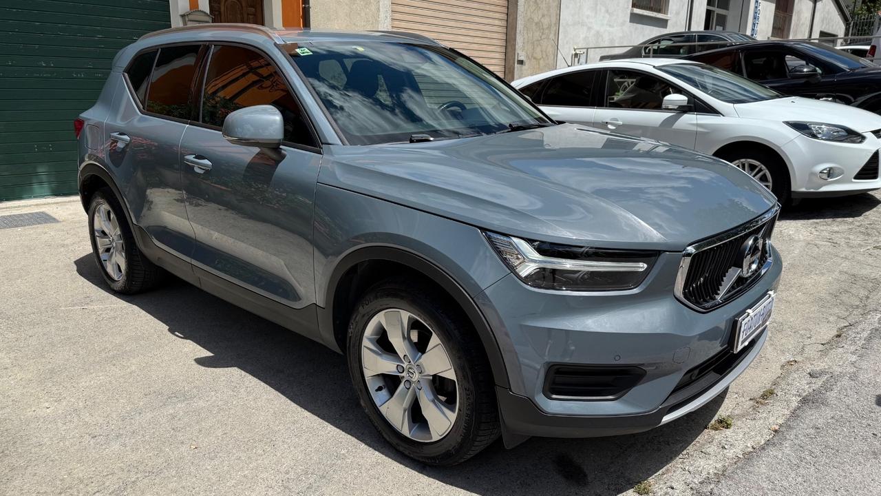 Volvo XC40 Monument D3