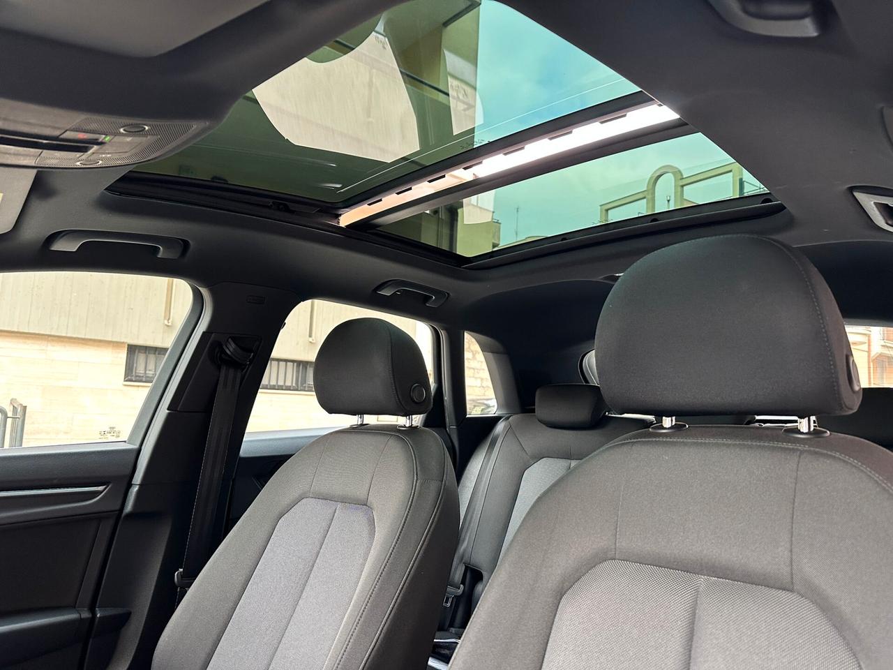 Audi Q3 2.0 TDI S tronic Advanced TETTO/FULL