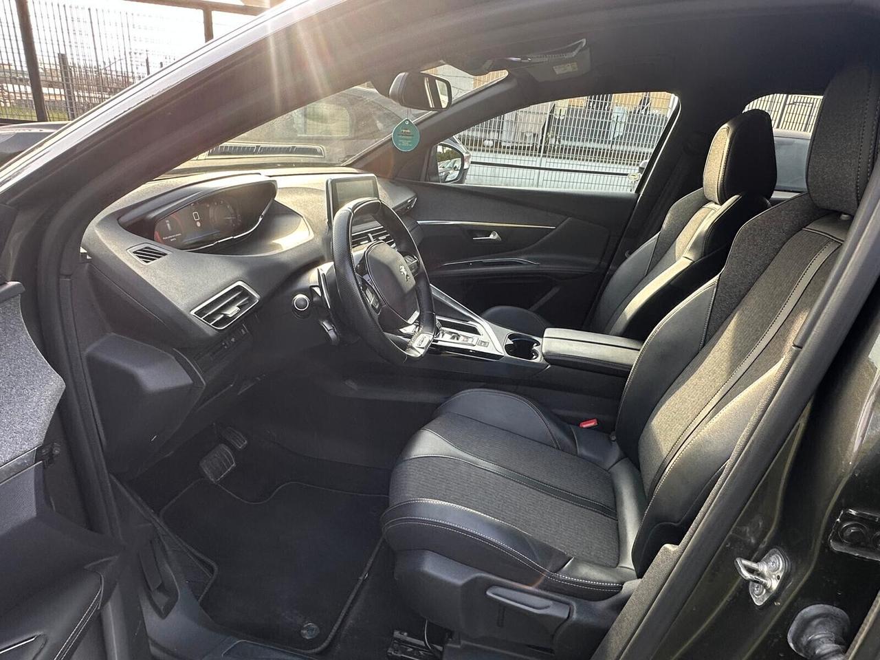 Peugeot 3008 GT LINE 1.5 130CV 2020 AUTOMATIC-FARI LED-INT PELLE