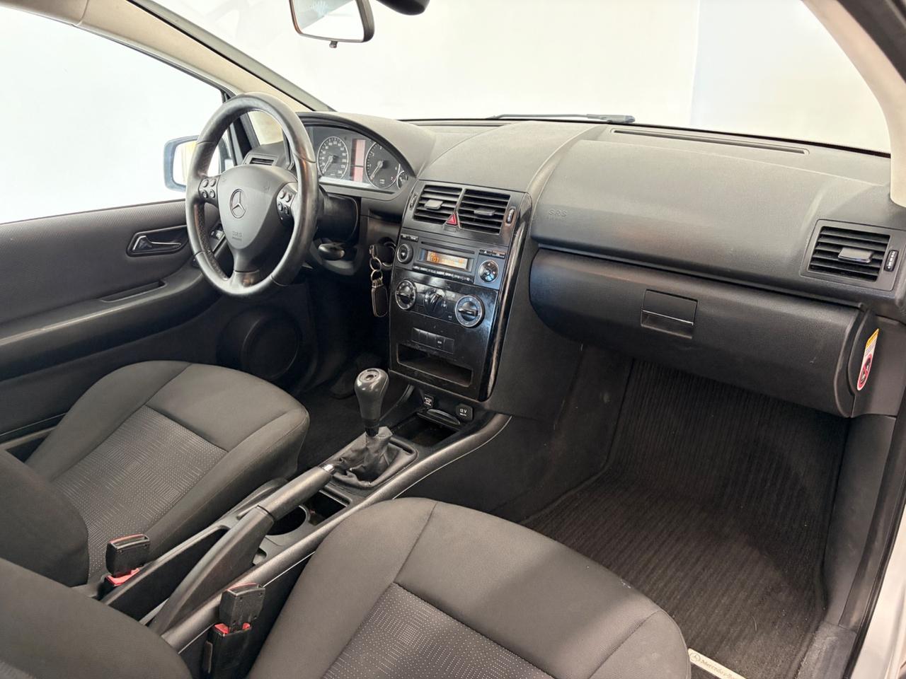 Mercedes-benz A 160 BlueEFFICIENCY Coupé Elegance