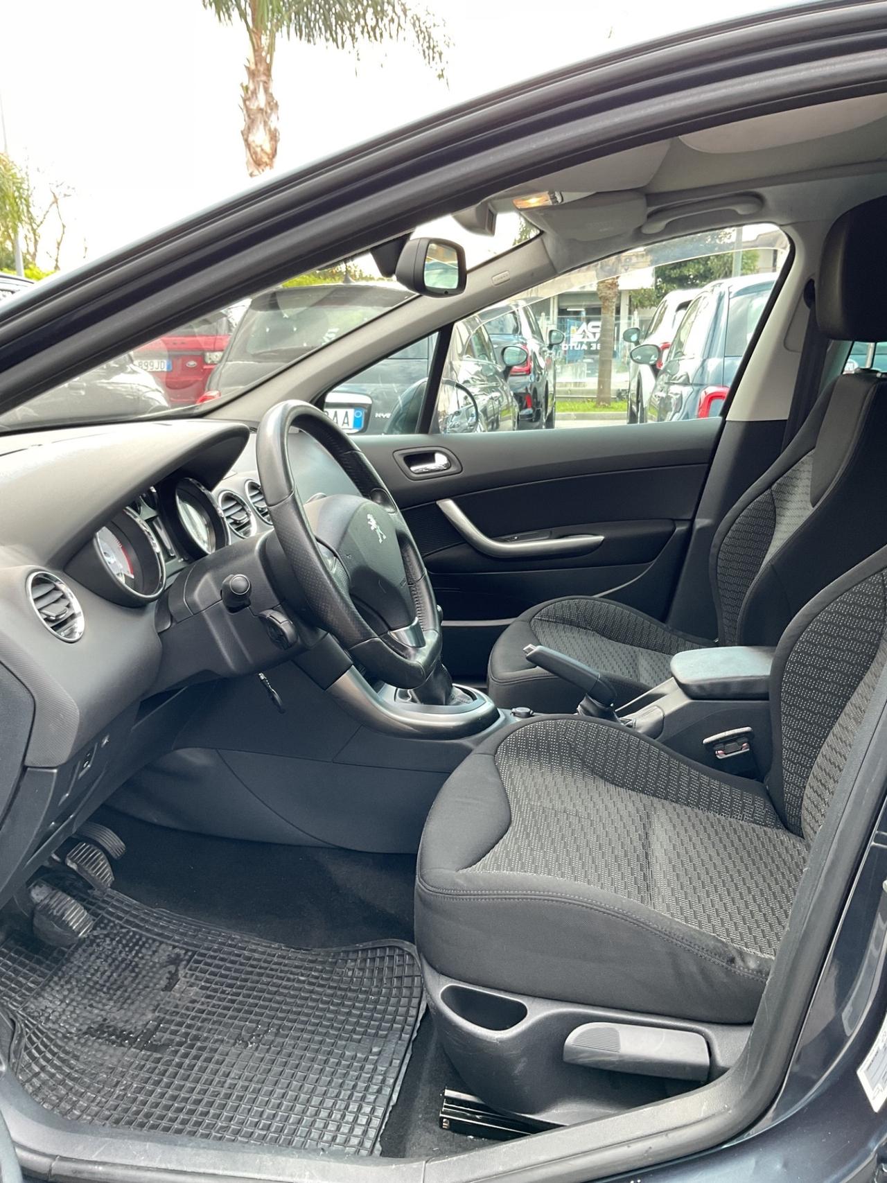Peugeot 308 1.6 8V e-HDi 112CV Stop&Start SW Active