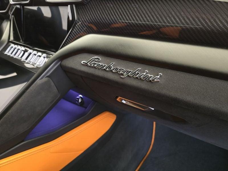 Lamborghini Urus Urus 4.0 Pearl Capsule