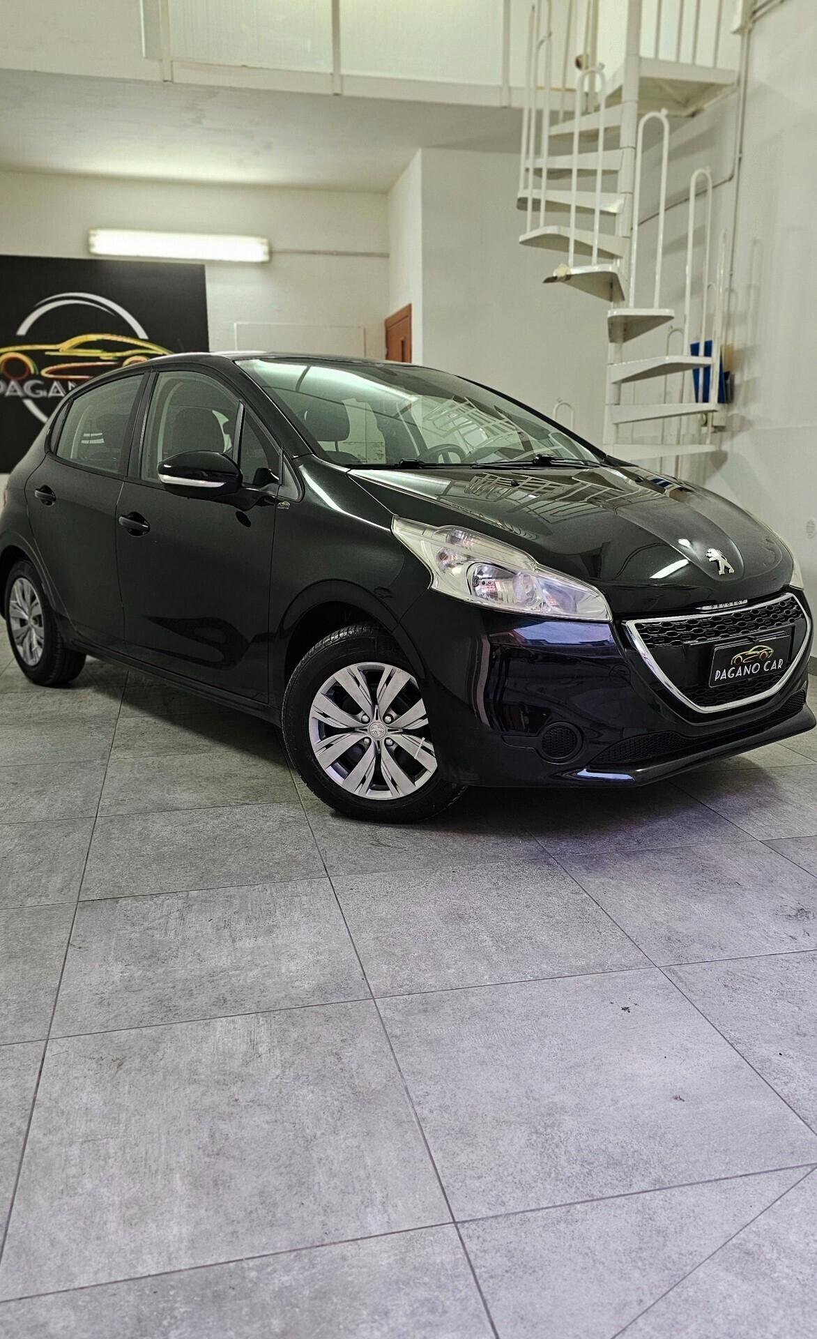 Peugeot 208 1.4 HDi 68 CV 5 porte
